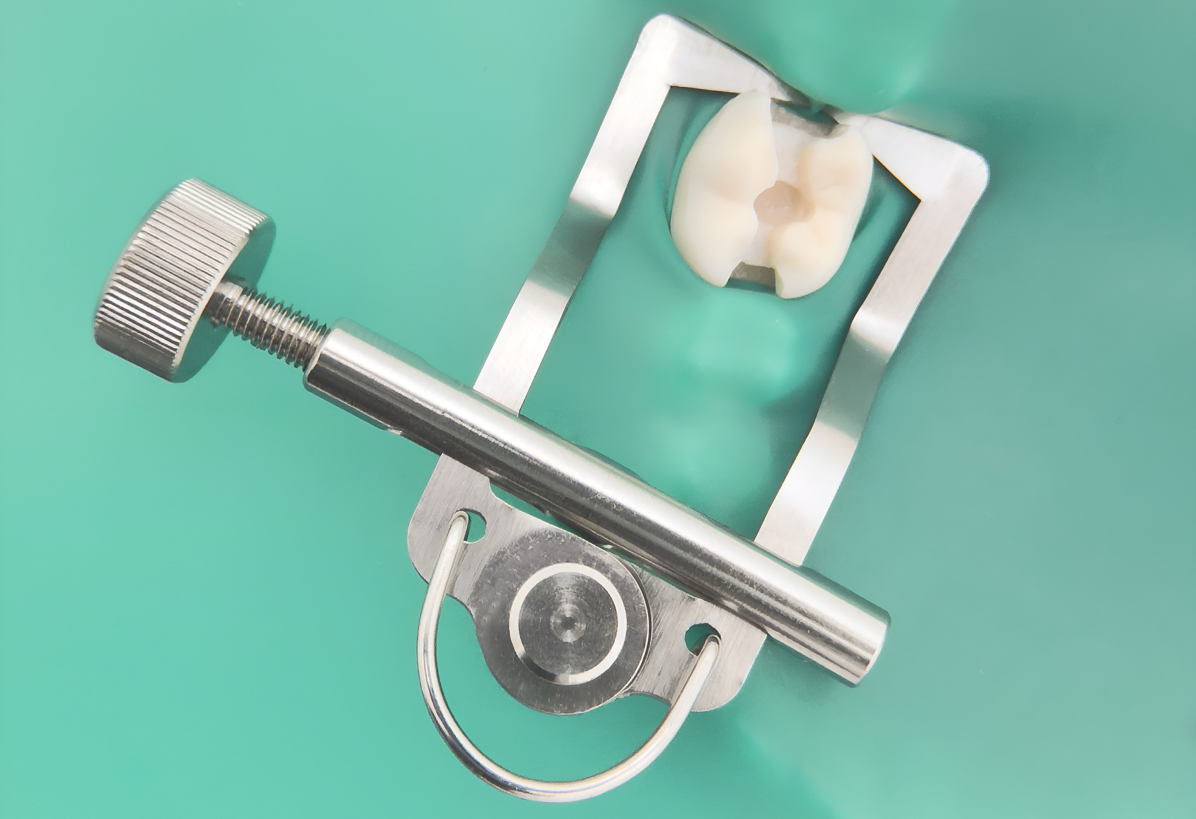 Pince 215 (Séparateur d'Elliot)